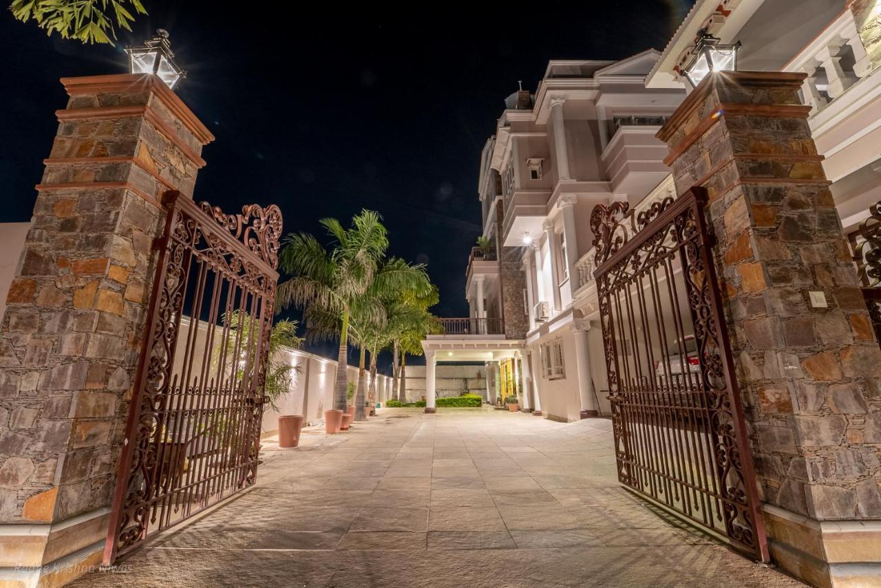 Radhe Krishna Niwas Apartment Udaipur Ngoại thất bức ảnh